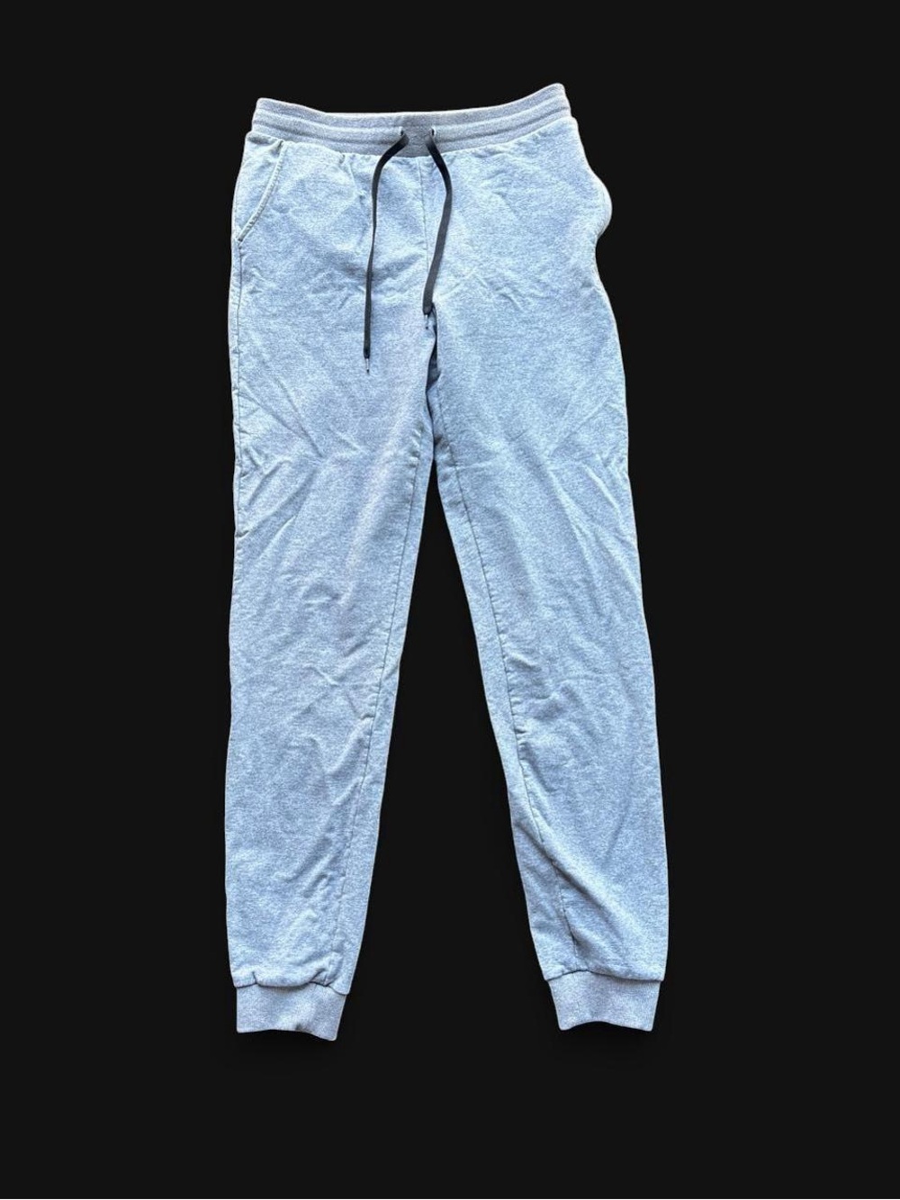 ✨
Gray idtswch joggers from Idtswch in a L✨